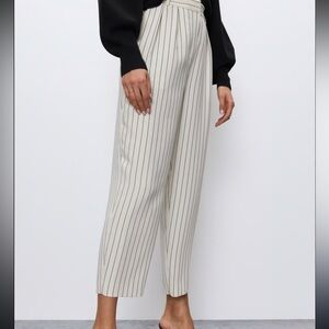 Aritzia Babaton Modesto Dress Pant - Taupe/White Color Size 6